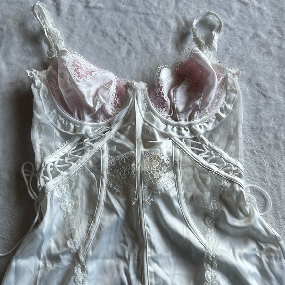 FOR LOVE & LEMONS Heart Widow Slip - Picture 5 of 9